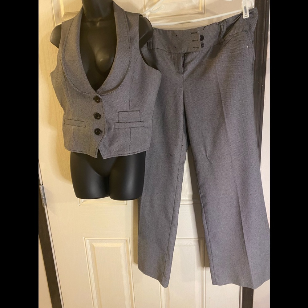 2 piece pant suit with matching vest